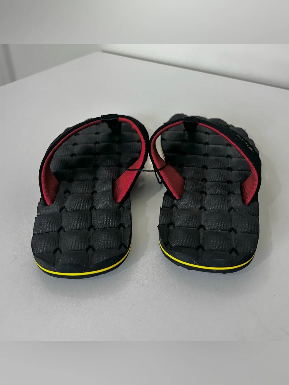 Volcom Men's Water-friendly Recliner Sandals/Flip Flops w/Foam Footbed Size 6